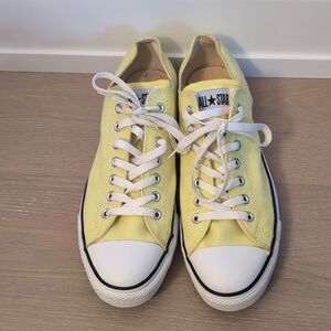 Yellow Converse All Star Shoes (Excellent Condition)